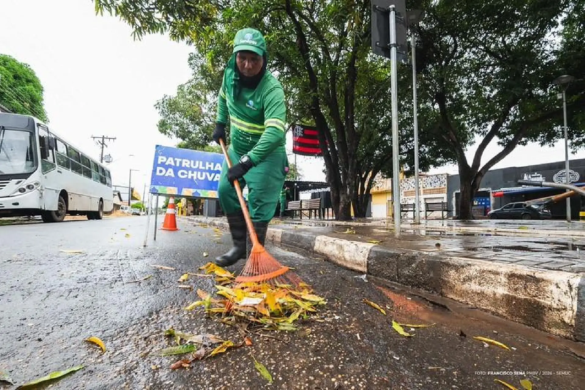 Prefeitura intensifica limpeza urbana durante período chuvoso em Boa Vista