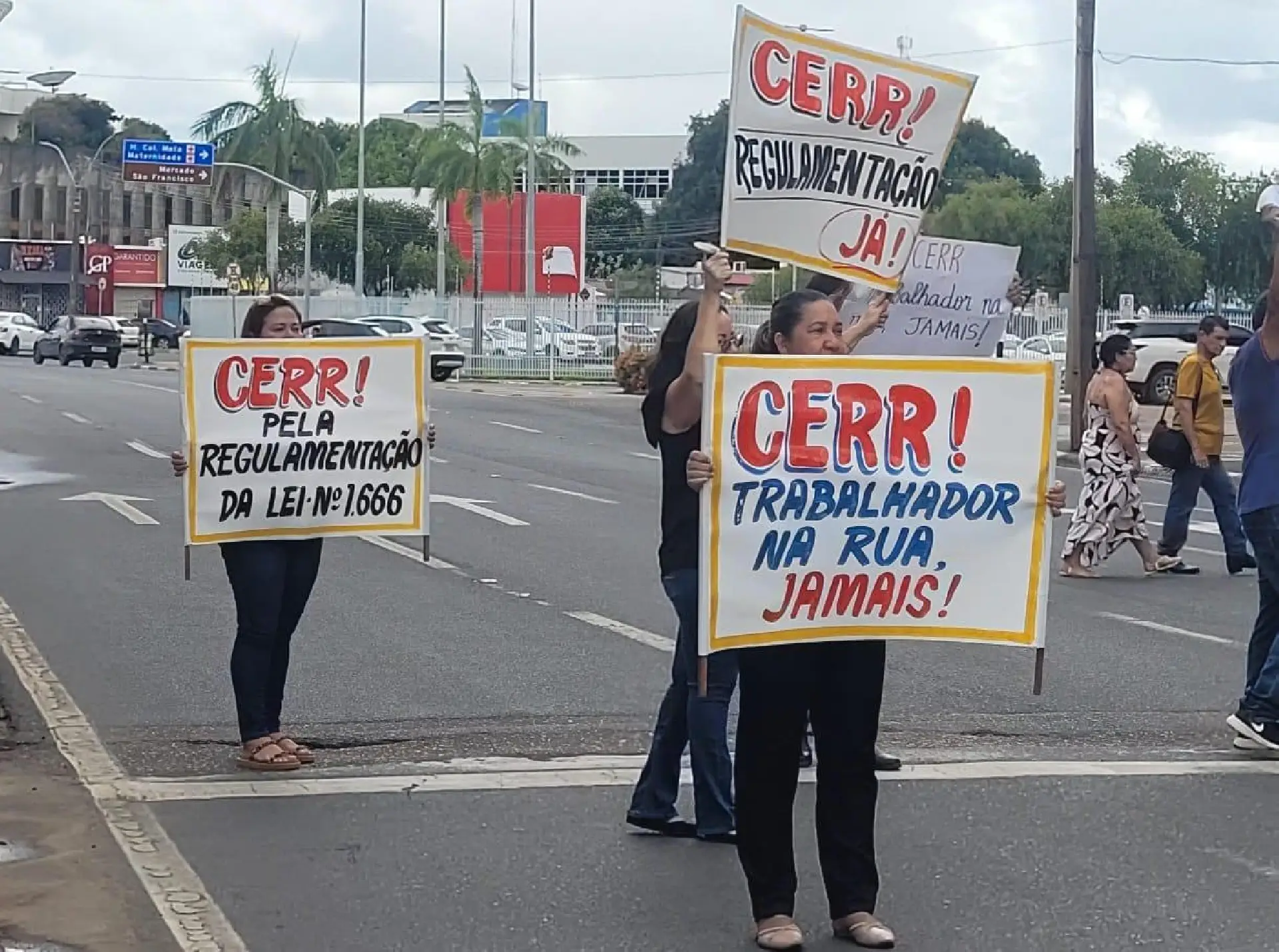 Presidente do TRT restabelece liminar que suspende demissões de concursados da CERR