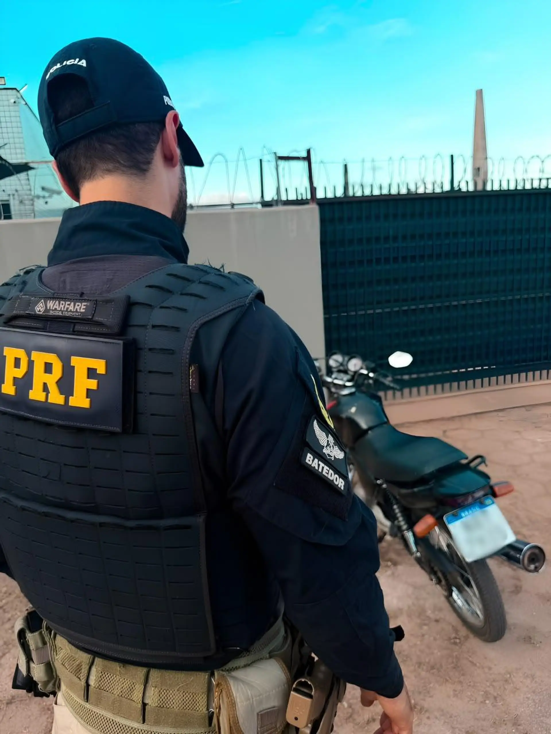 PRF recupera moto furtada e prende motorista por embriaguez em Roraima