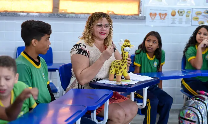 Projeto “Maria vai à Escola” já alcançou mais de 3.900 alunos da rede municipal
