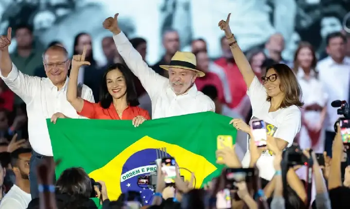 PT confirma candidatura de Lula e Alckmin à reeleição em convenção nacional