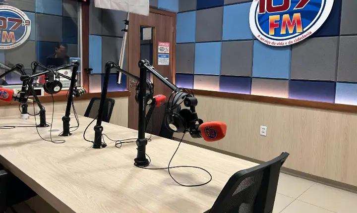Rádio Monte Roraima FM realiza série de entrevistas com candidatos ao Governo de Roraima