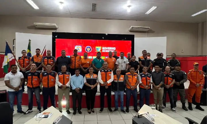 Reunião debate fortalecimento da Defesa Civil
