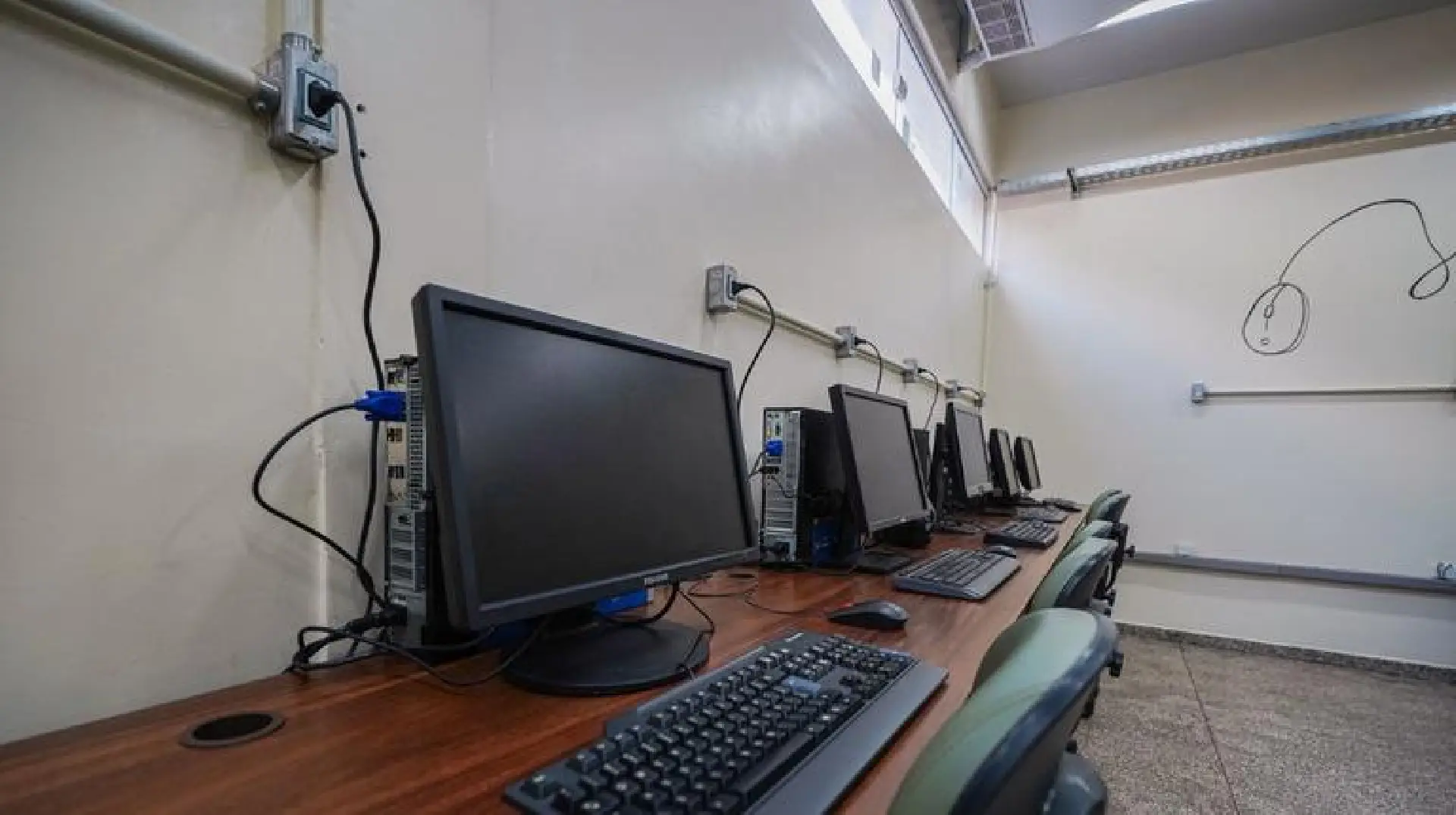 Roraima recebe 261 computadores por meio do programa Computadores para Inclusão