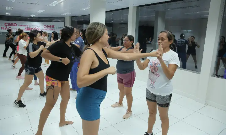 Secretaria Especial da Mulher da ALE-RR oferta aulas gratuitas de defesa pessoal e dança jazz