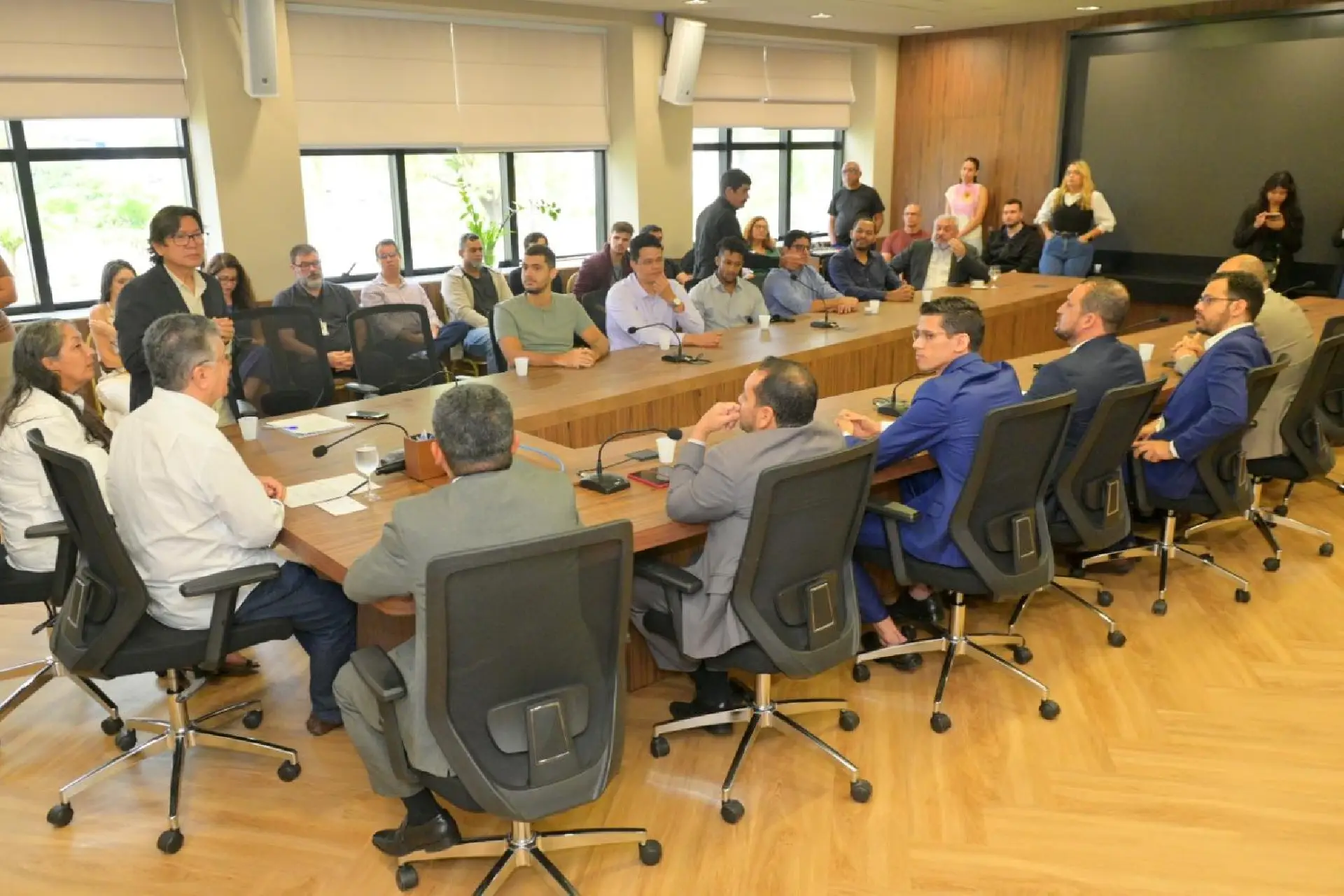 Sefaz empossa novos servidores para fortalecer arrecadação e modernização tecnológica.
