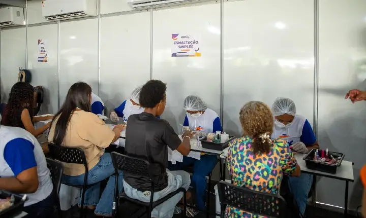 Senac abre 82 vagas gratuitas para cursos de beleza e saúde em Boa Vista