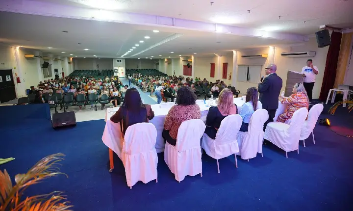 Sesau debate saúde do trabalhador em conferência temática
