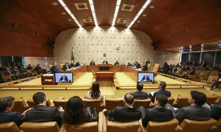 STF deve analisar revisão criminal de Bolsonaro somente após o segundo turno