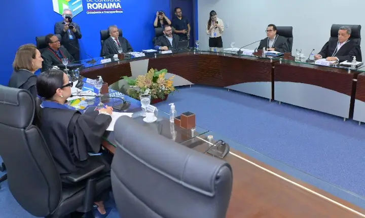 TCE-RR abre auditoria na UERR para acompanhar execução de contratos