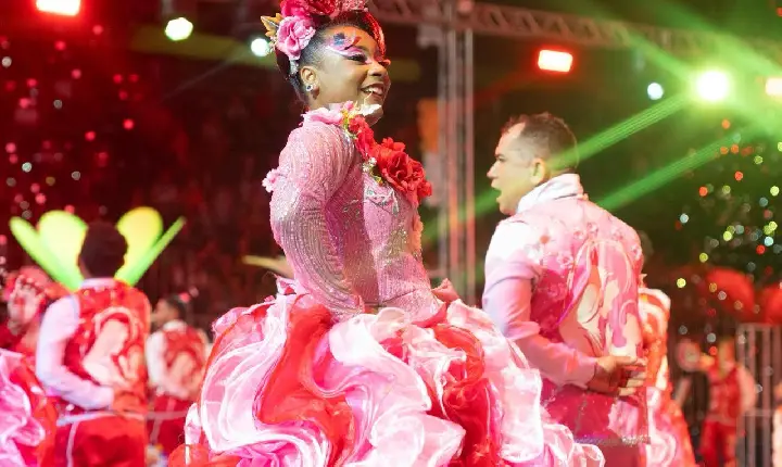 Terceira noite do Concurso de Quadrilhas leva tradição e diversidade cultural à Arena Junina
