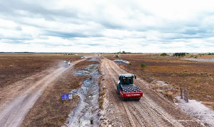 Vicinal Bem-te-vi recebe obras e melhora acesso na zona rural de Boa Vista