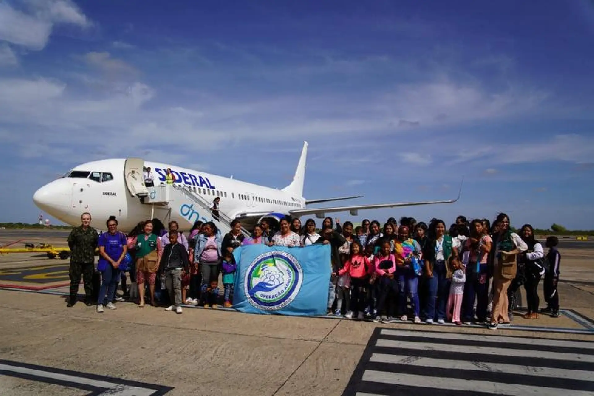 Voo da Operação Acolhida prioriza mulheres migrantes e interioriza 189 pessoas