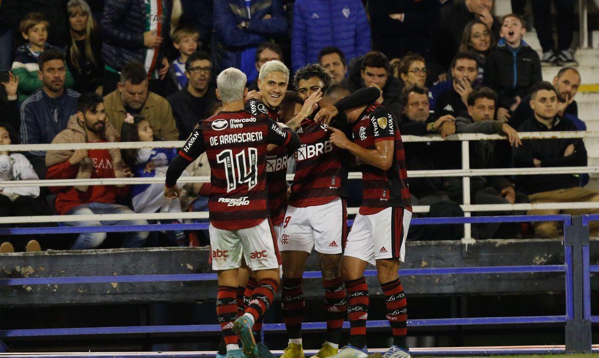 Libertadores: Pedro brilha e comanda goleada do Flamengo sobre Vélez