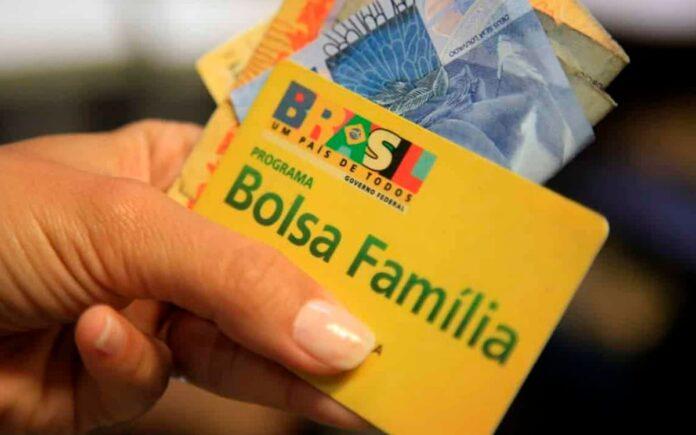 Caixa paga Bolsa Família a beneficiários com NIS de final 7