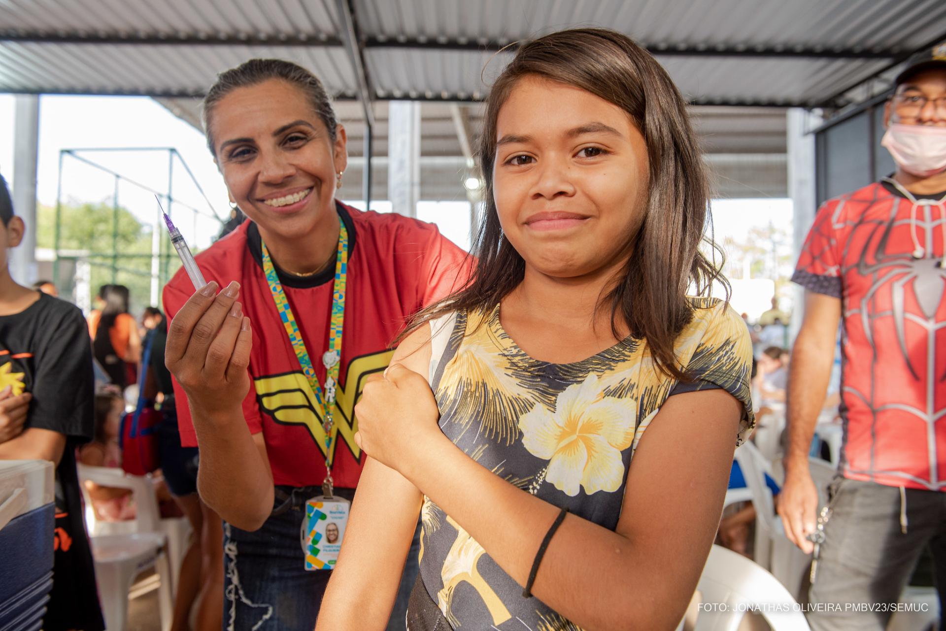 “Dia D” de vacinação contra Influenza e Covid-19 ocorre neste sábado, 15