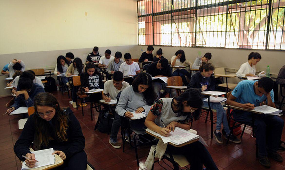 MEC encerra nesta quinta consulta pública sobre novo ensino médio 