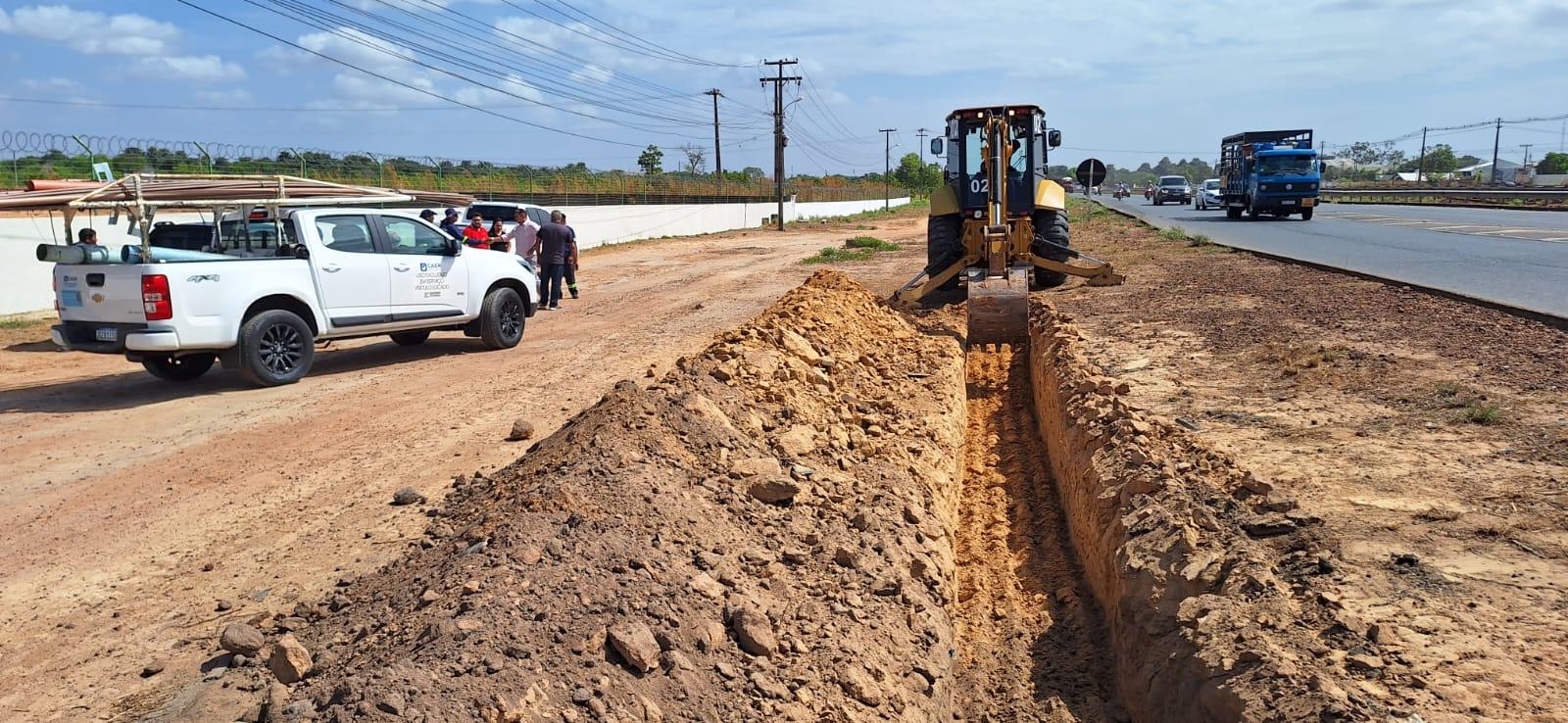 Caer inicia interligação de redes para melhorar abastecimento de água em bairros de Boa Vista