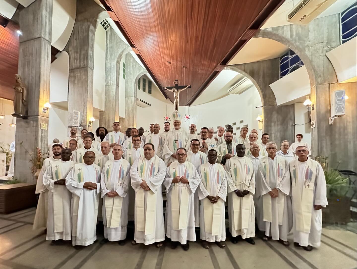 Renovação e Compromisso: Missa dos Santos Óleos na Diocese de Roraima