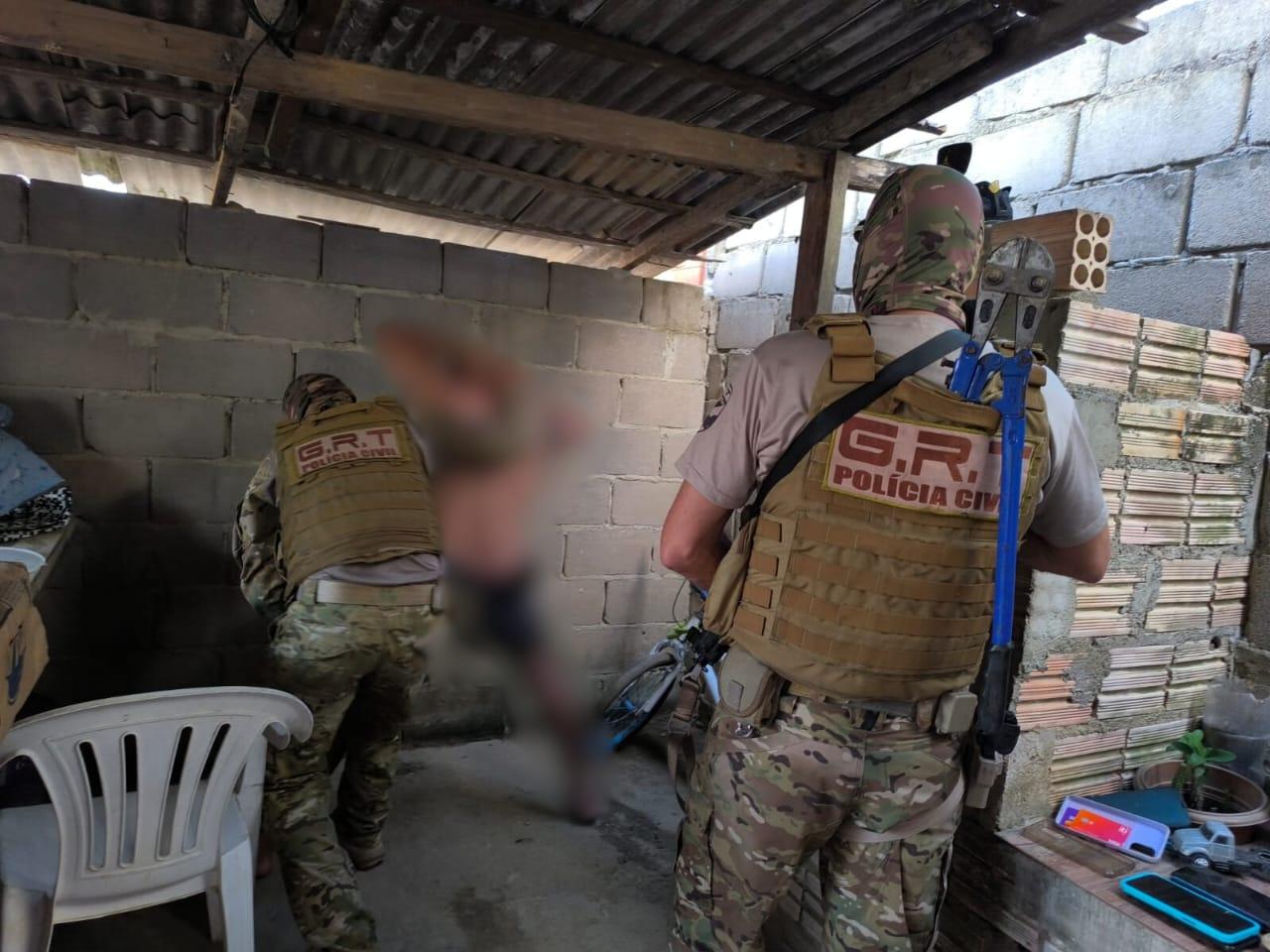 Polícia Civil deflagra ação para combater facção criminosa na Vila Samaúma