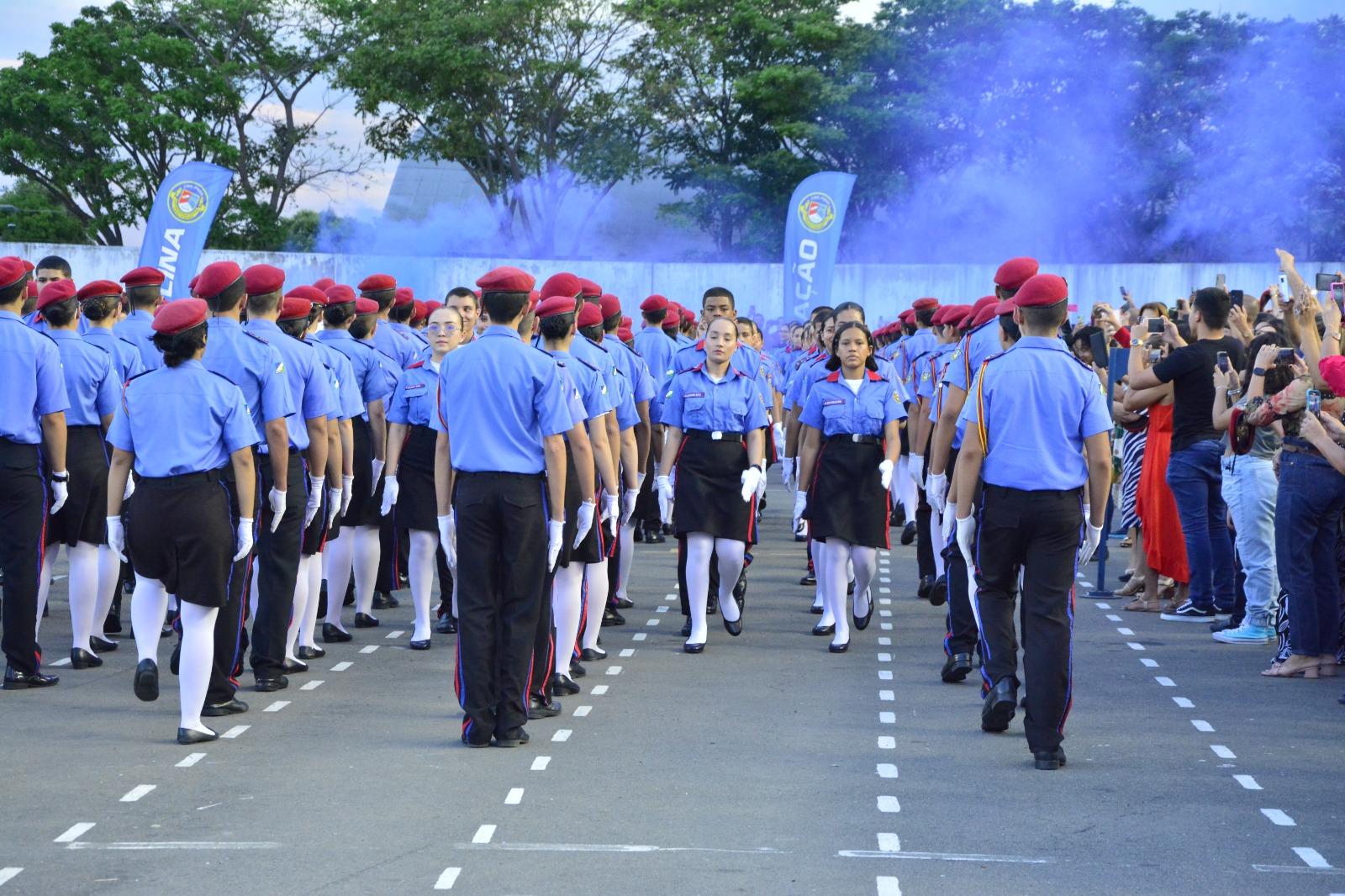 São disponibilizadas vagas para sorteio em Colégios Estaduais Militarizados e em duas escolas civis