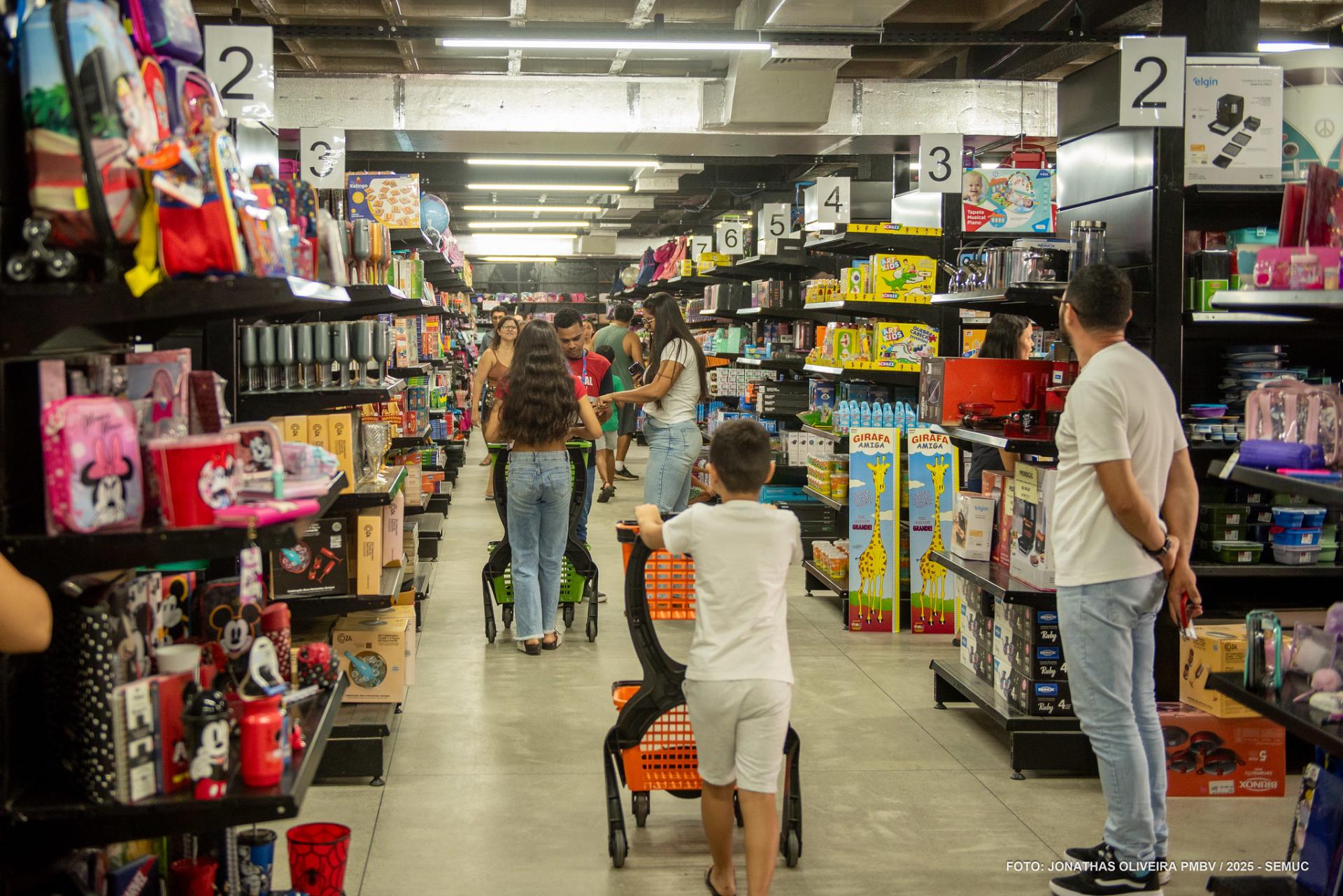 Cinco dicas do Procon Boa Vista sobre compras de materiais escolares