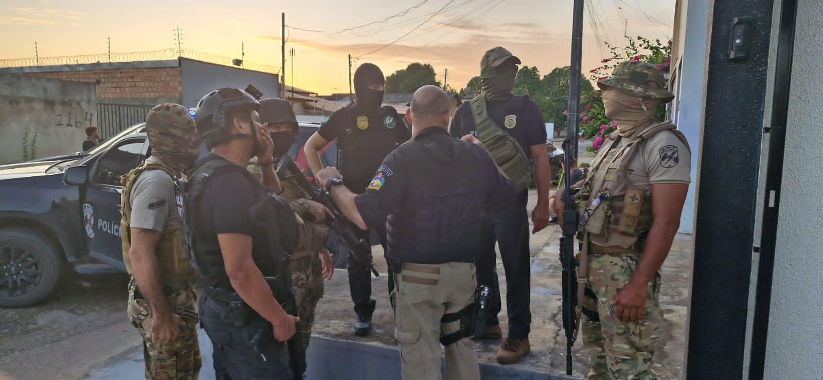 Policia realiza operação Pedras de Moinhos que investiga homicídio e garimpo ilegal em Roraima