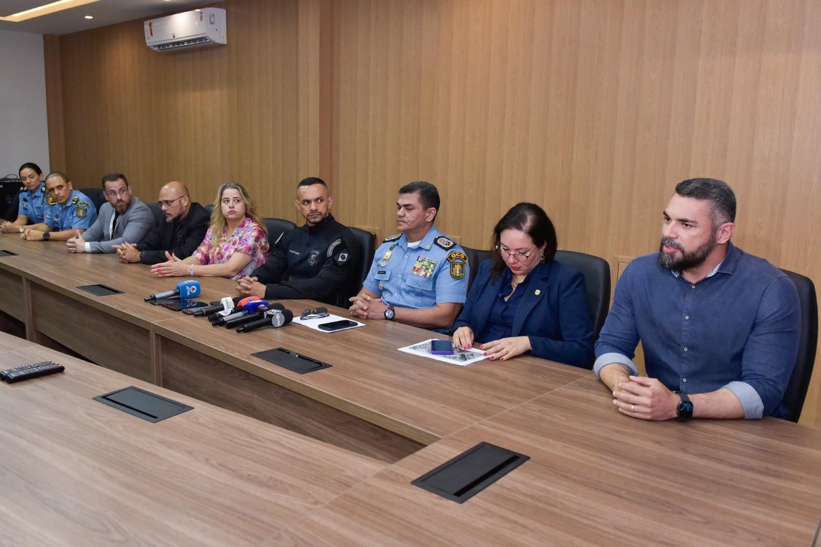 Prisões, uso de cal para ocultar cheiro dos corpos e esforços de identificação são destacados pela cúpula de segurança pública