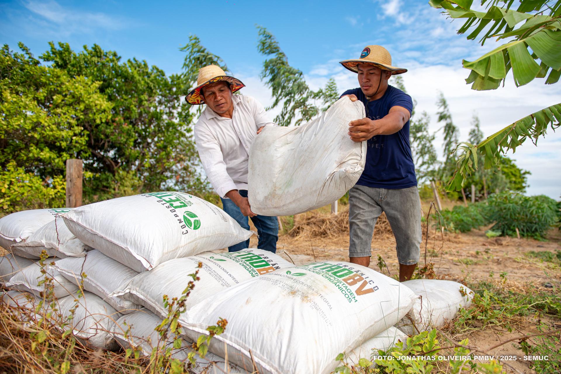 2.350 sacas de composto orgânico são distribuídas para comunidades indígenas