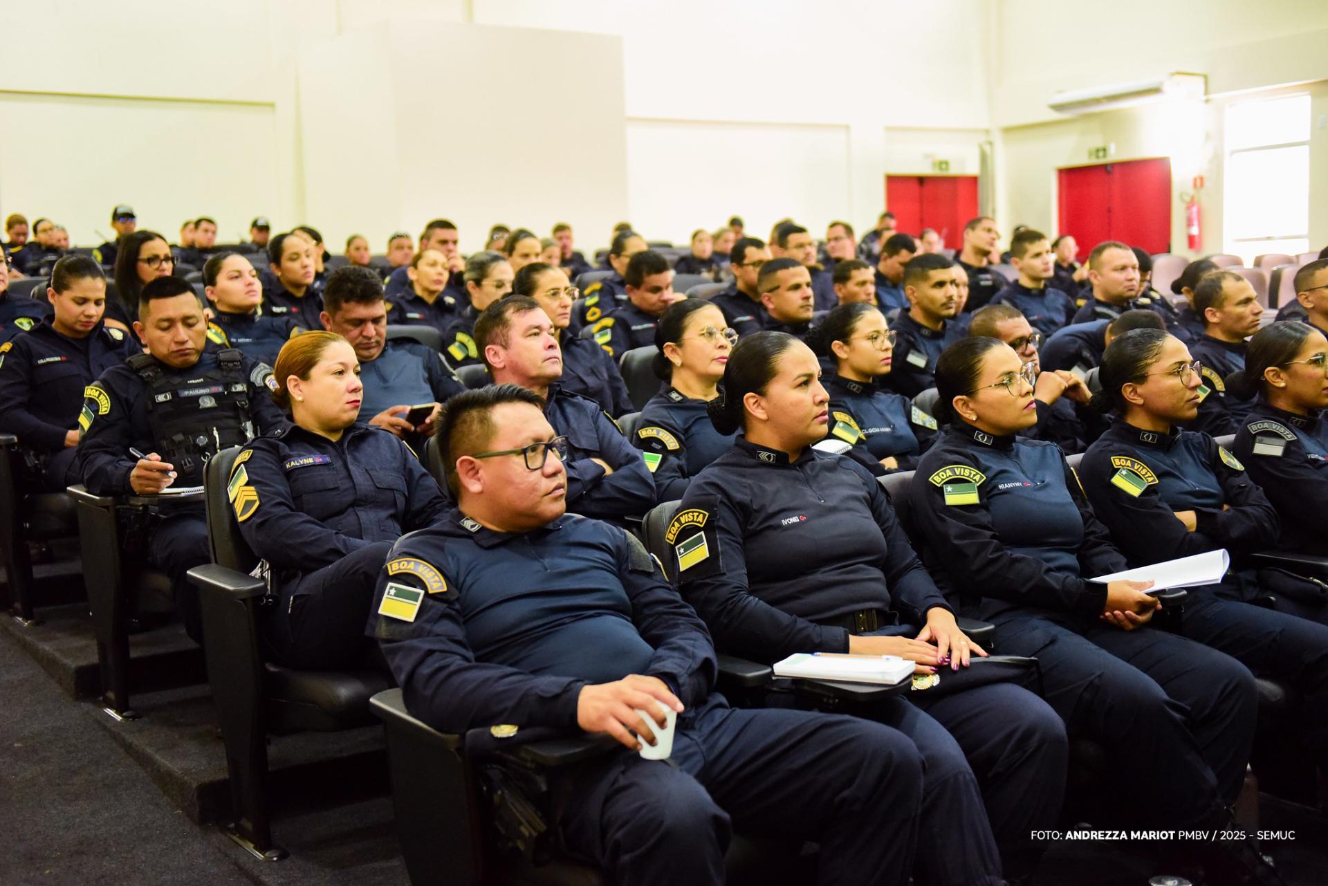 Guardas municipais participam de capacitação sobre atendimento de violência doméstica