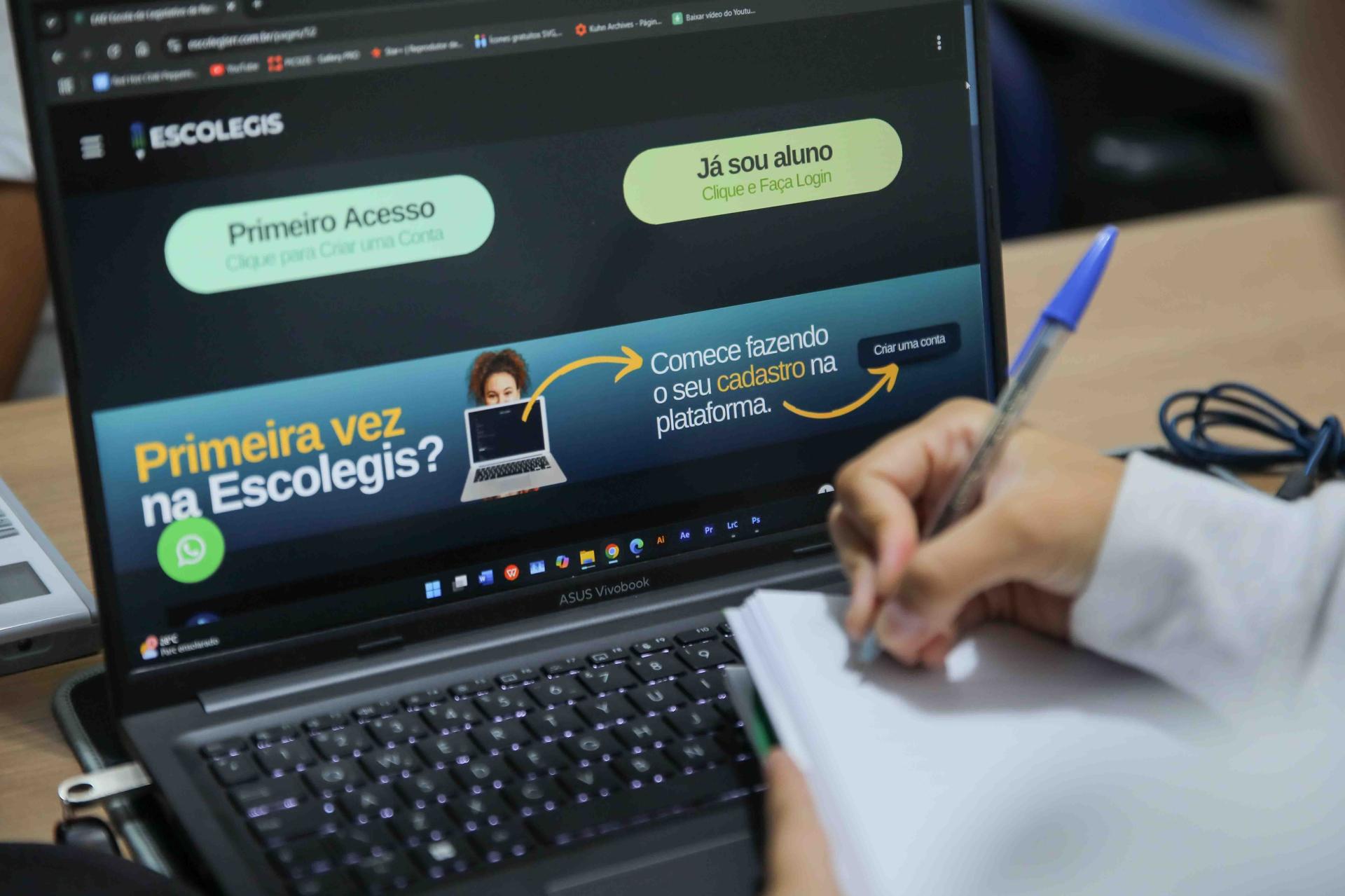 Escolegis abre inscrições para cursos em abril, incluindo preparatório para pré-vestibular da UERR