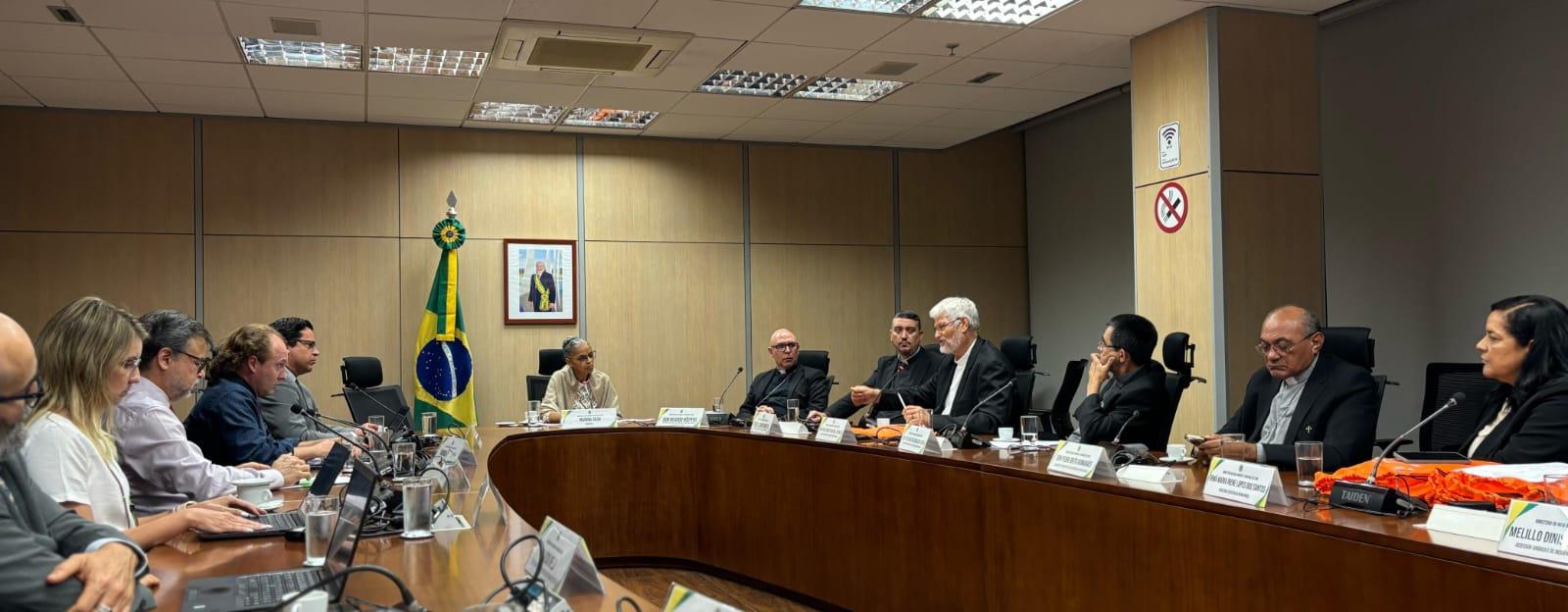 Bispos da Amazônia reforçam urgência de ações ambientais e sociais em reunião com Ministério do Meio Ambiente, IBAMA e ICMBio
