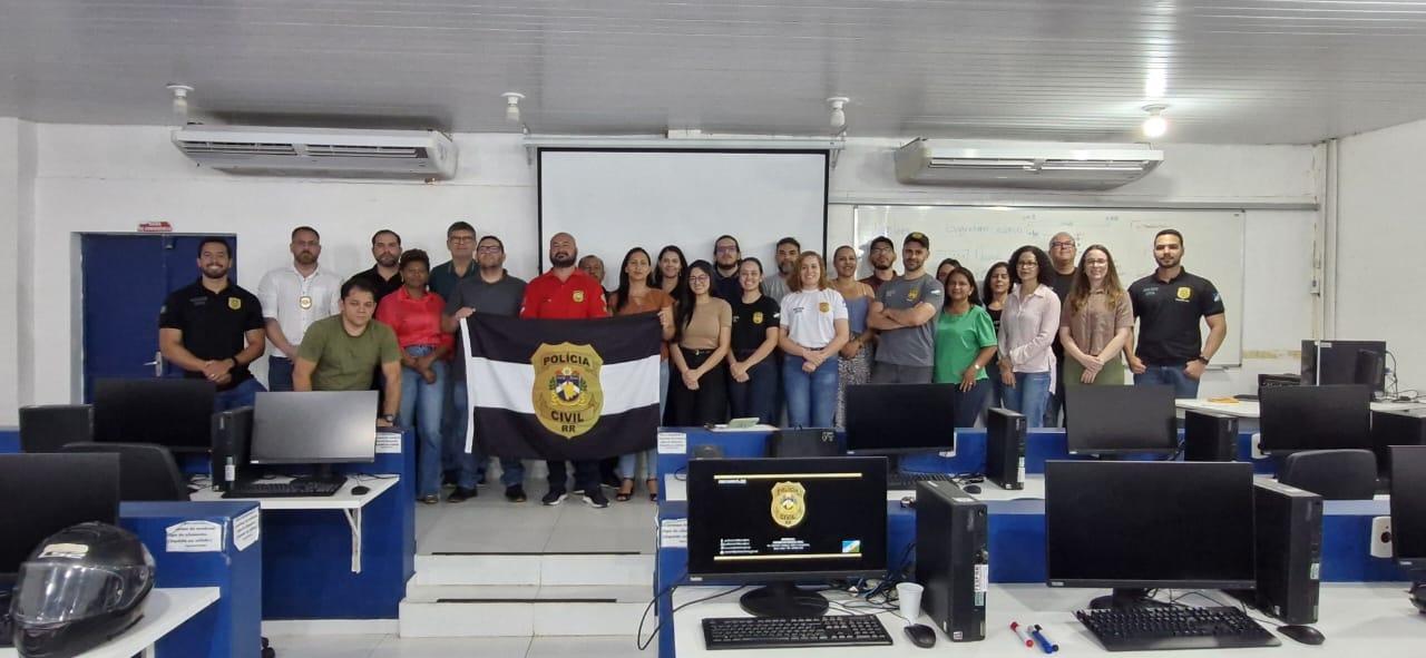 Policiais civis participam de curso sobre Cadeia de Custódia