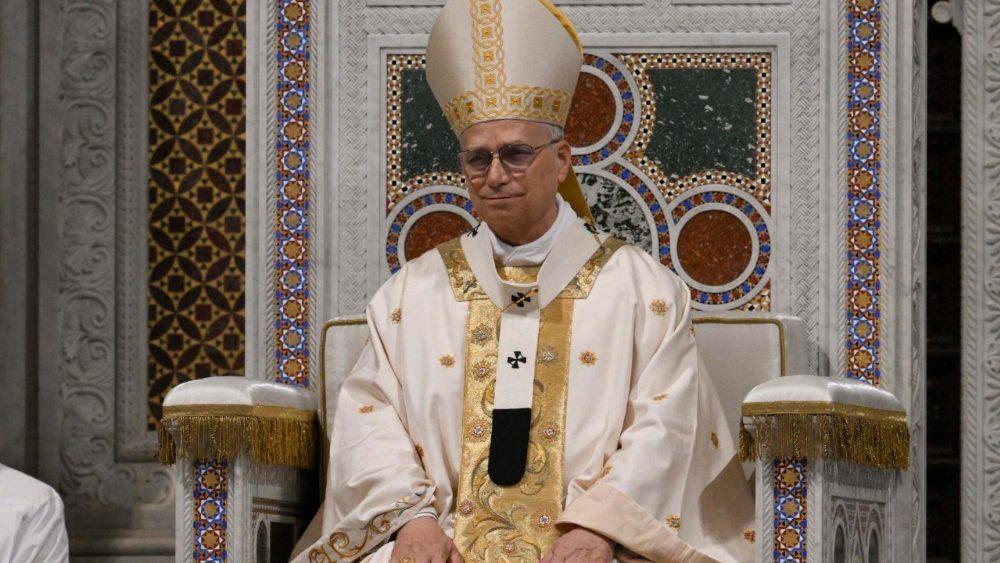 Leão XIV toma posse da cátedra do Bispo de Roma: 
