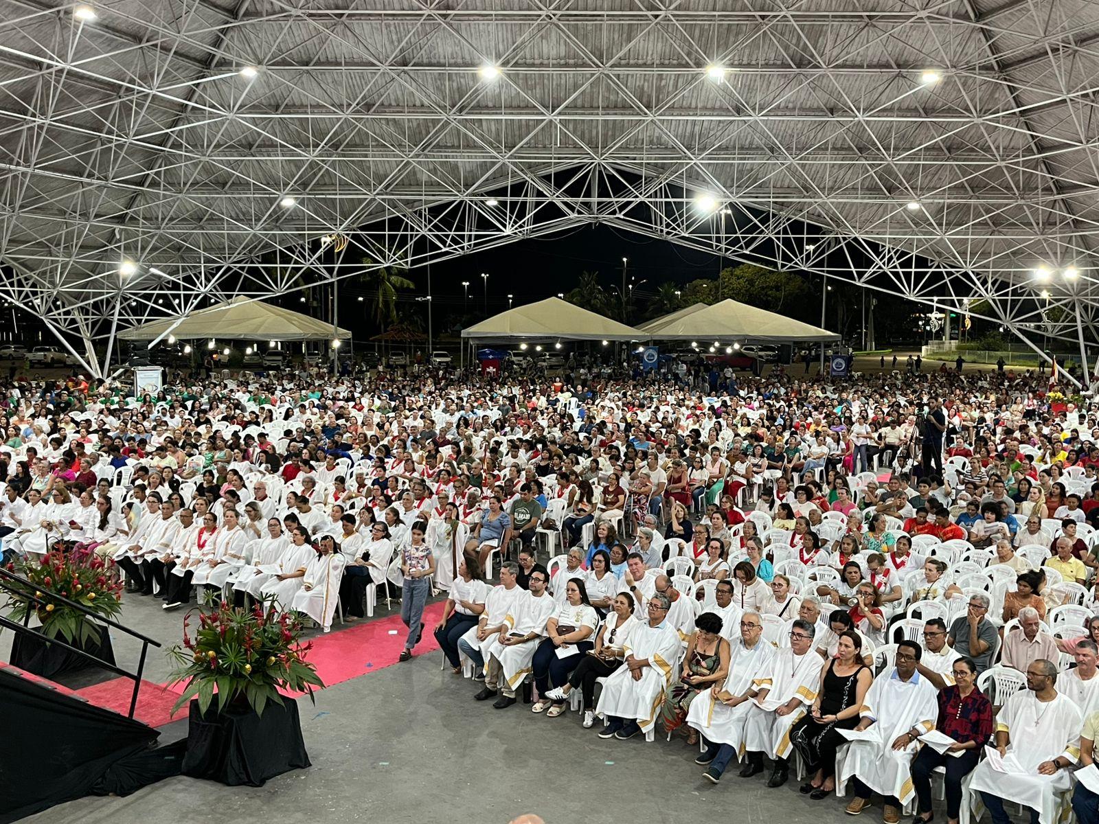 Celebração de Pentecostes reúne milhares fiéis no Parque Anauá em Roraima