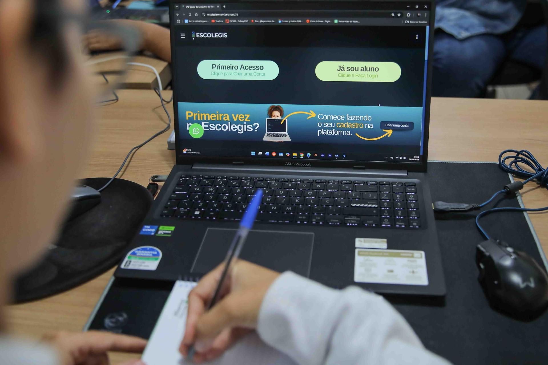 Escolegis disponibilizará 45 mil vagas em cursos EAD