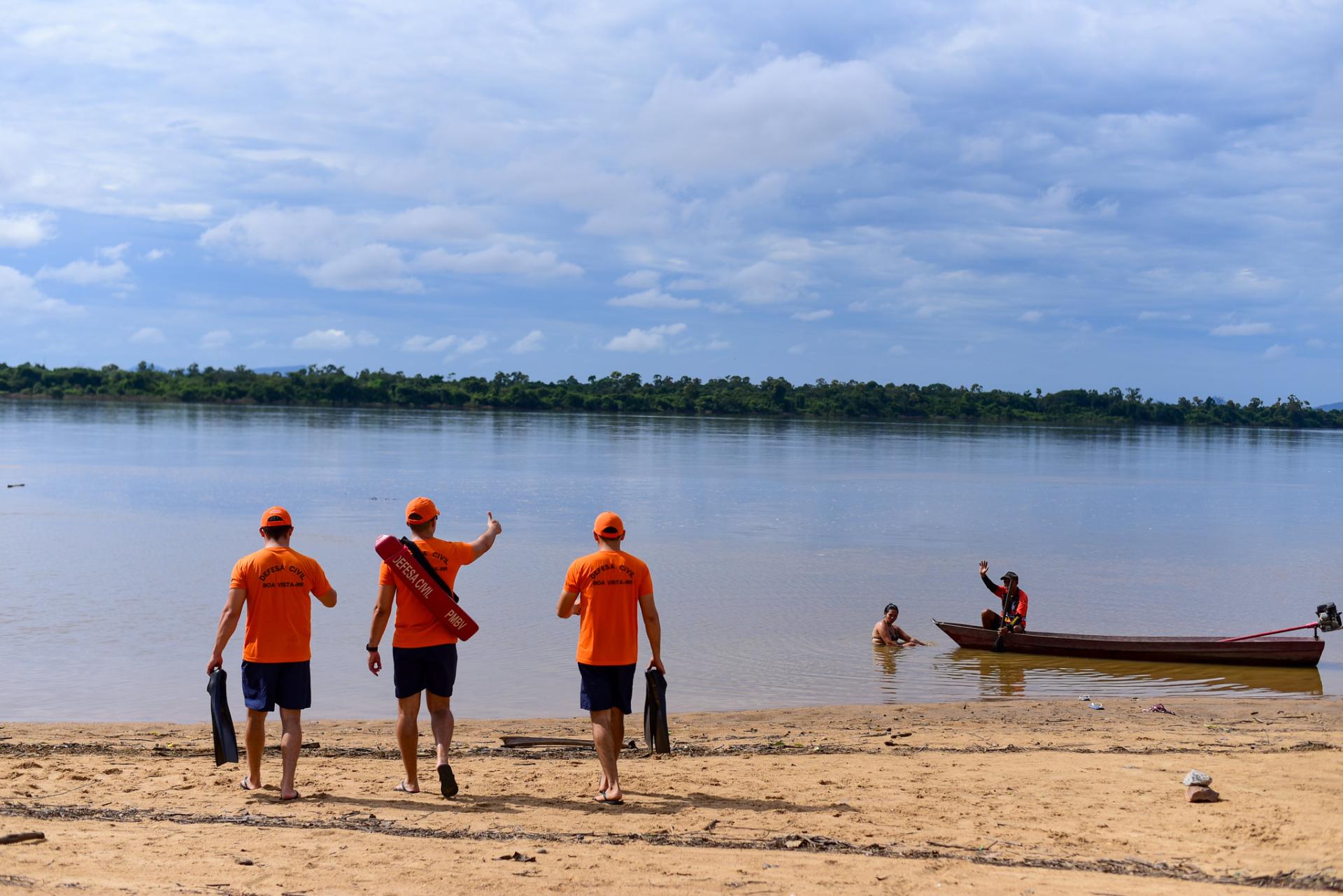 Defesa Civil alerta banhistas sobre riscos nas praias de Boa Vista