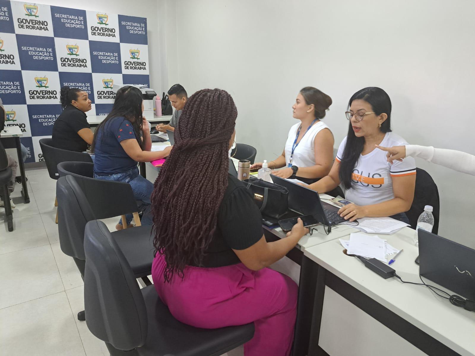 Professores aprovados em seletivos são convocados para reforçar Educação Básica