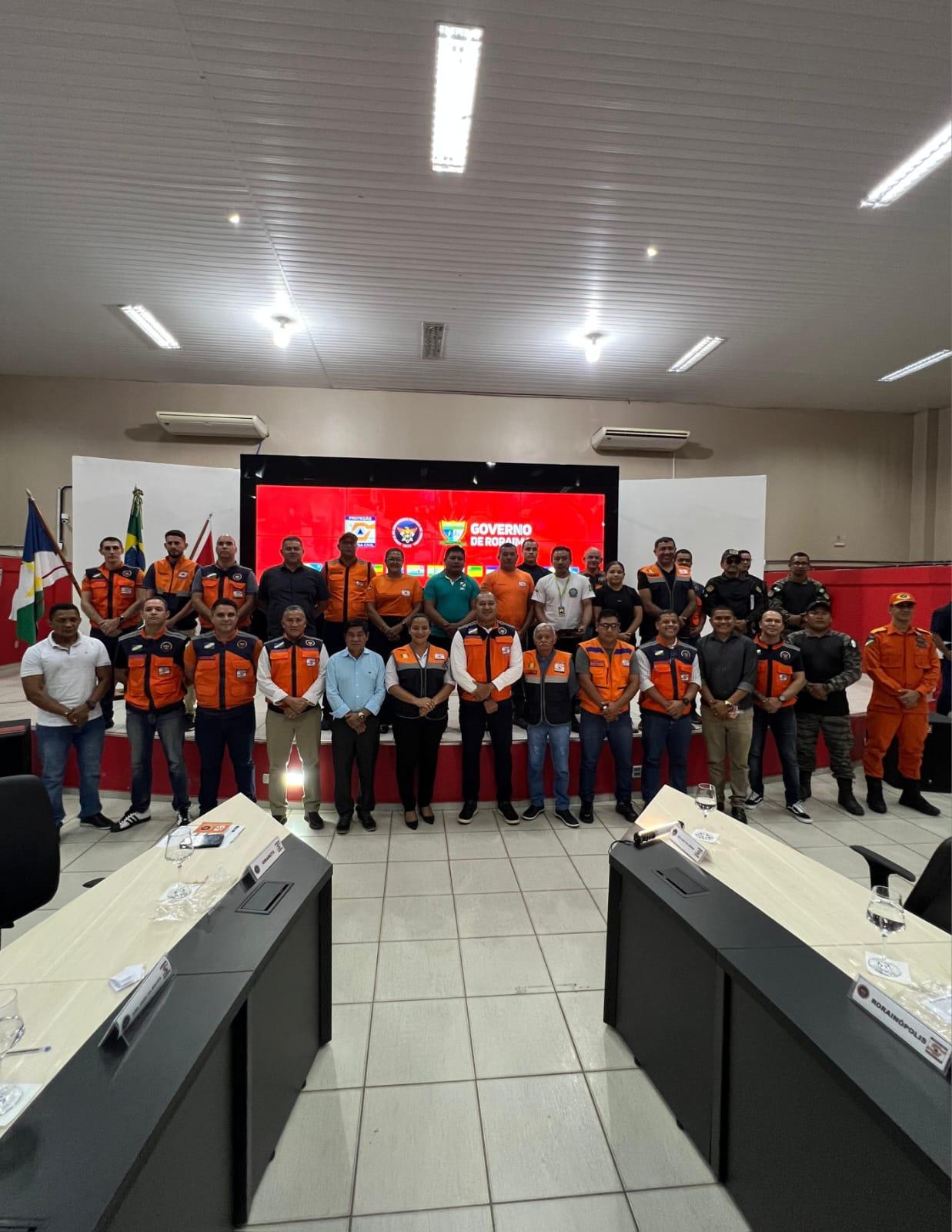 Reunião debate fortalecimento da Defesa Civil