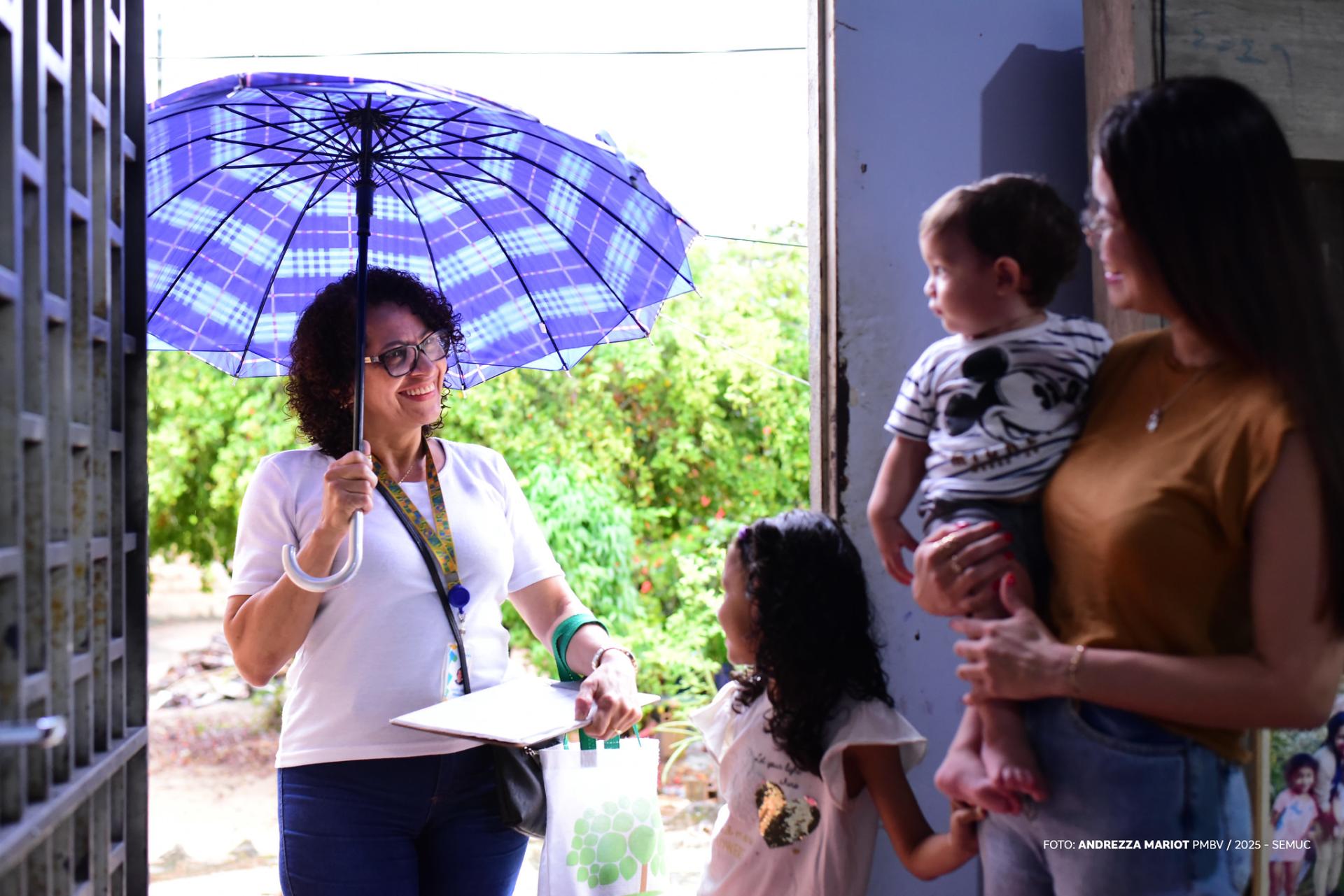 Visitações aos lares transformam rotinas em laços de afeto