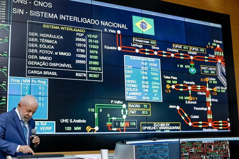 Roraima está ligado ao restante do Brasil, não existe mais diferença”, diz Lula sobre inclusão do estado ao Sistema Interligado Nacional