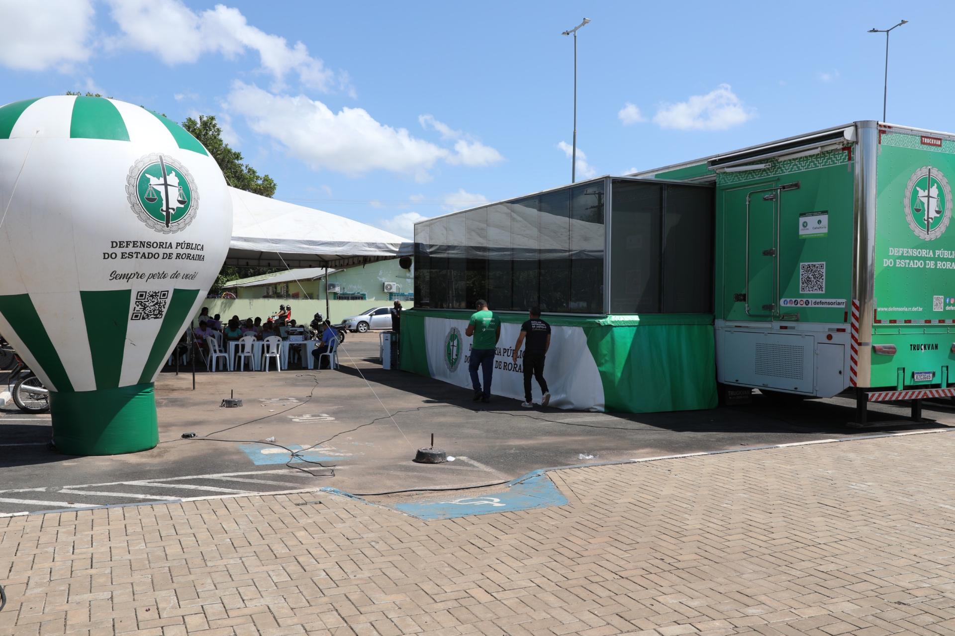 Carreta dos Direitos da DPE-RR estaciona no Nova Canaã com serviços gratuitos