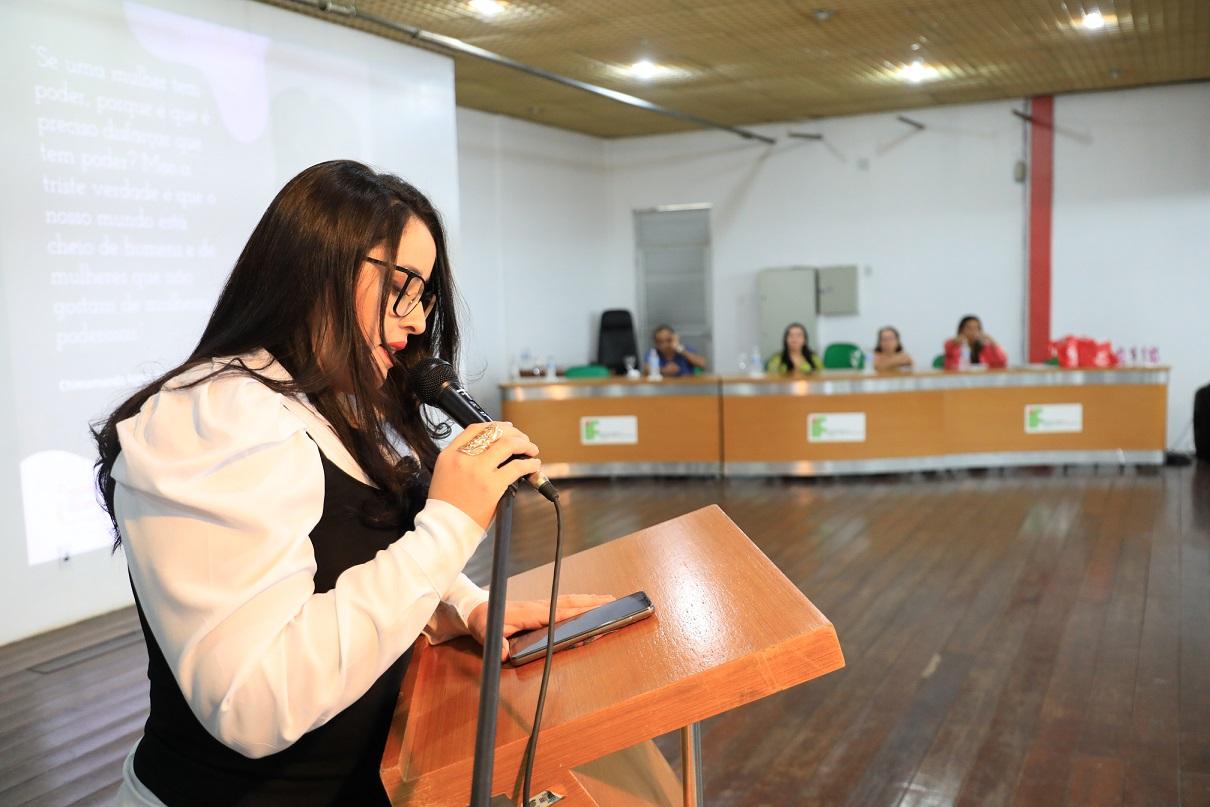 IFRR abre seletivo para concurso de poesia voltado a mulheres