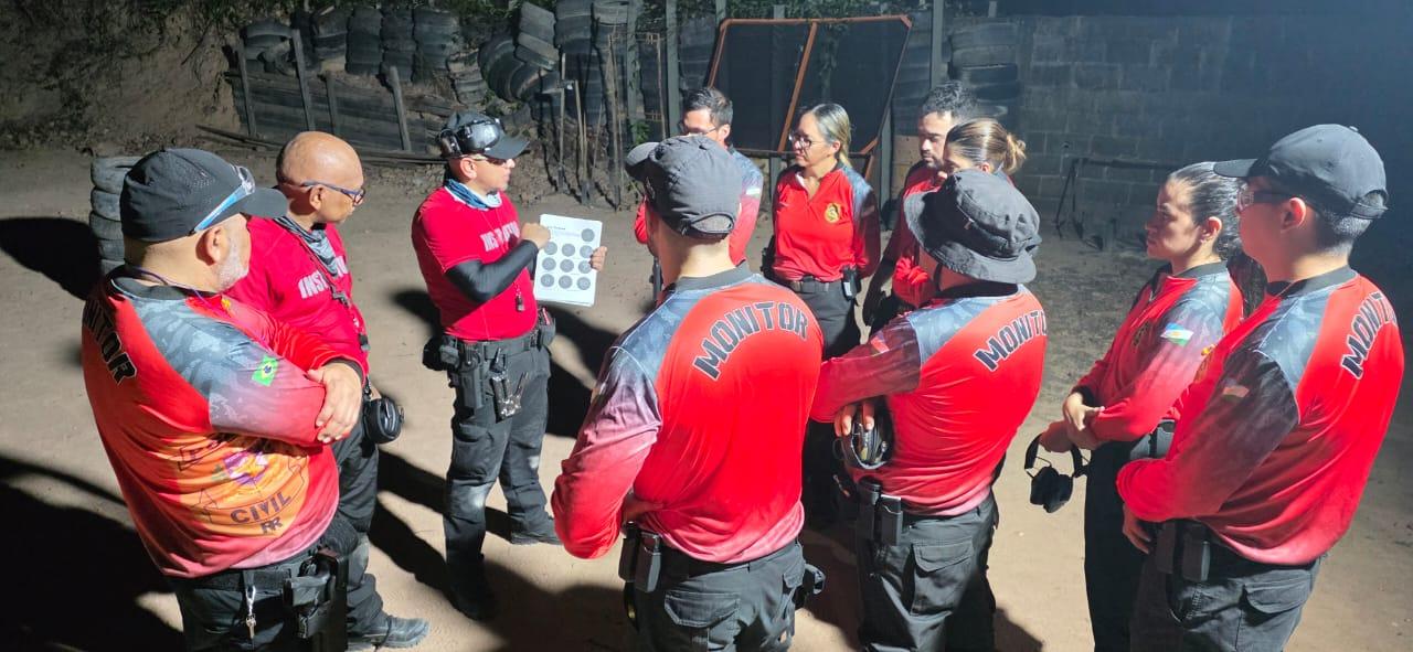 Polícia Civil de Roraima treina servidores em técnicas modernas de armamento e tiro