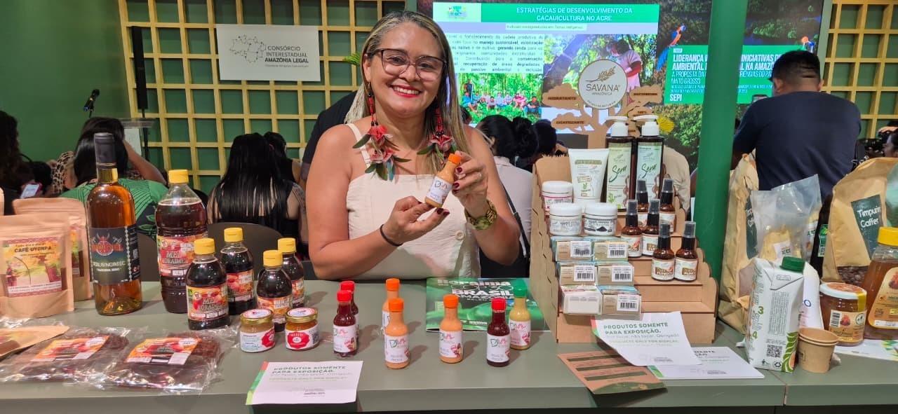 Empreendedora de Boa Vista expõe produtos feitos com ingredientes da Amazônia na COP 30