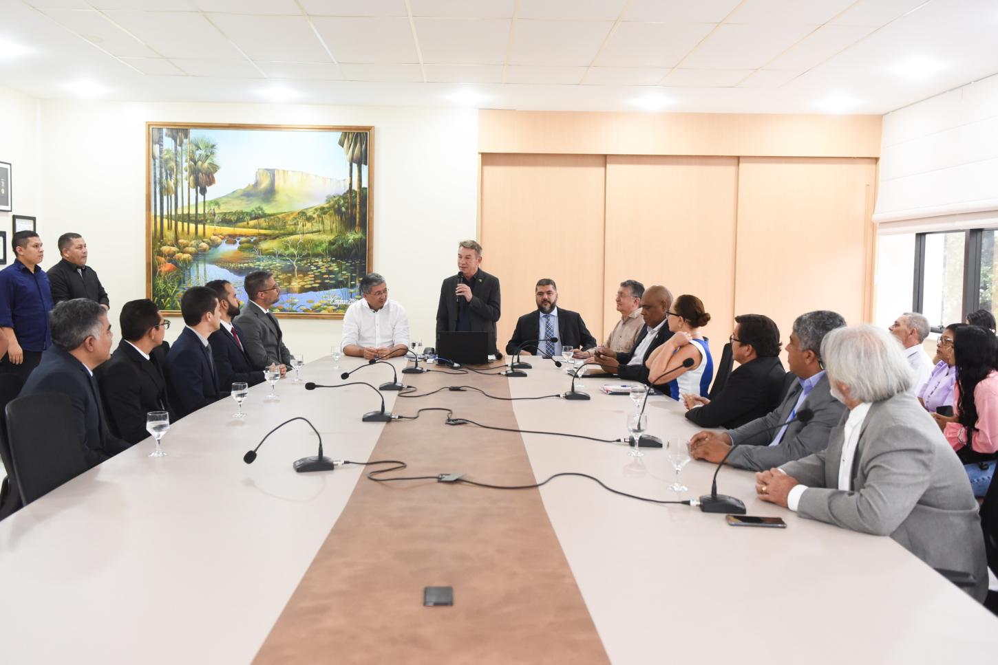 Governo nomeia 28 auditores fiscais e reforça fiscalização tributária em Roraima