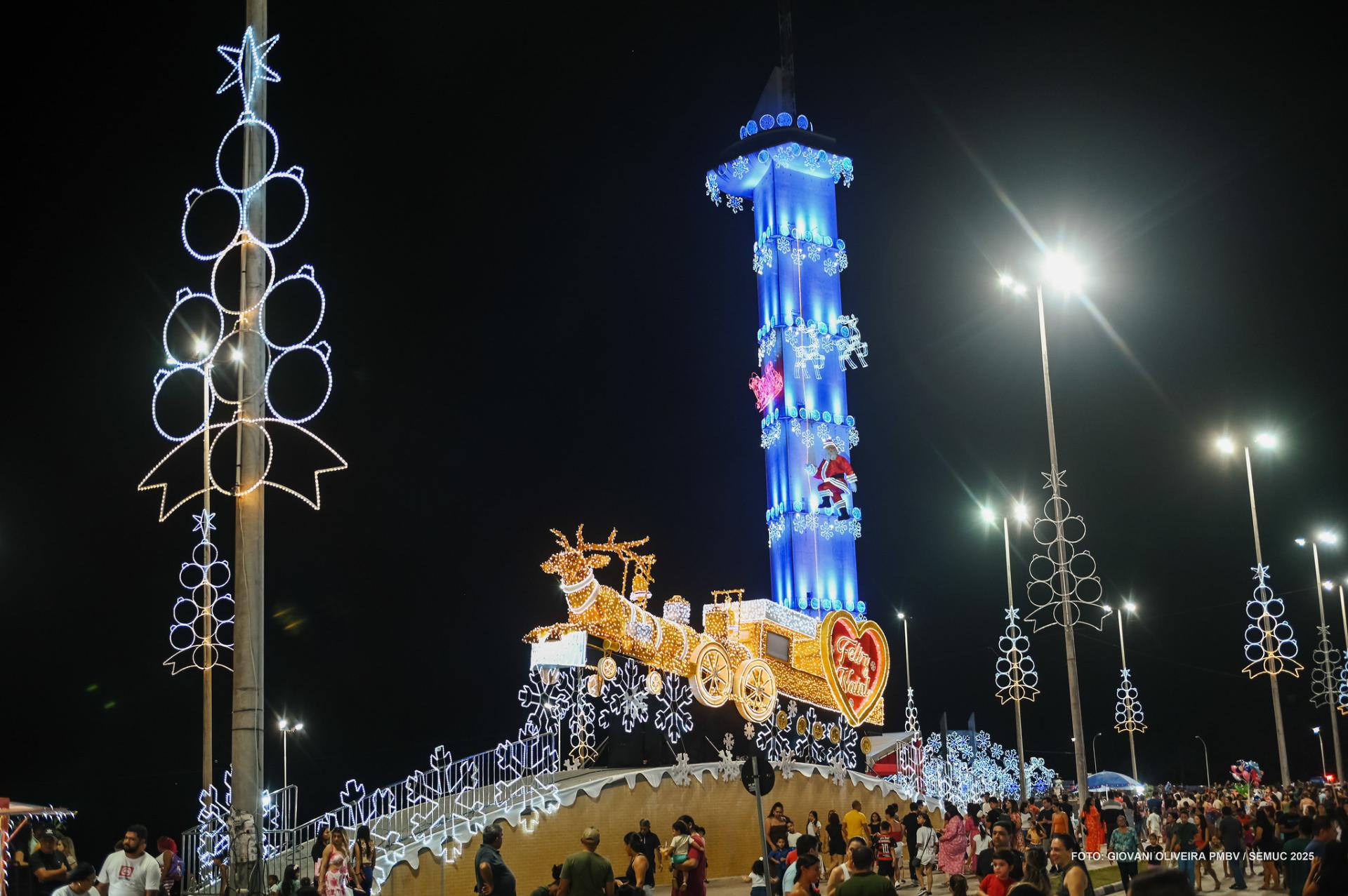 Natal chega a Boa Vista com acendimento das luzes no Parque do Rio Branco