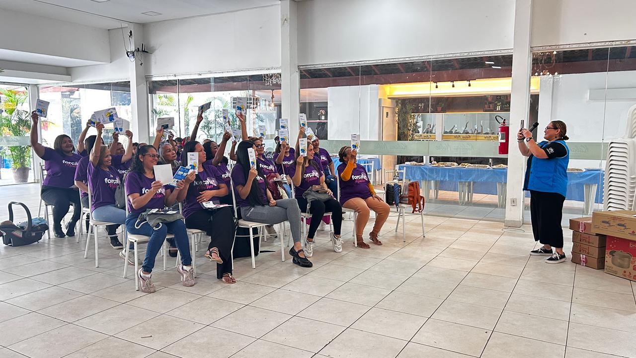 Venezuelanas, haitianas e cubanas recebem formação de empreendedorismo feminino e equipamentos em RR