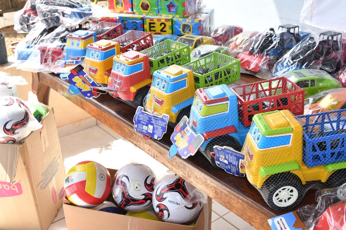 Governo de Roraima inicia entrega de brinquedos para crianças em todos os municípios do Estado