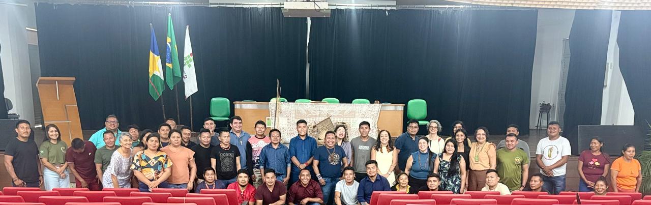 Seminário reúne povos indígenas para troca de saberes em Roraima